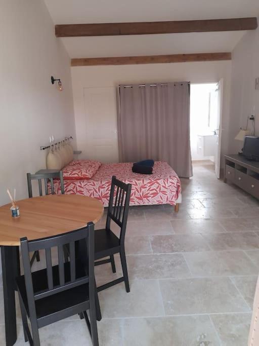 Nouveaute Studio Sur Les Hauteurs. Robion en Luberon Exterior photo